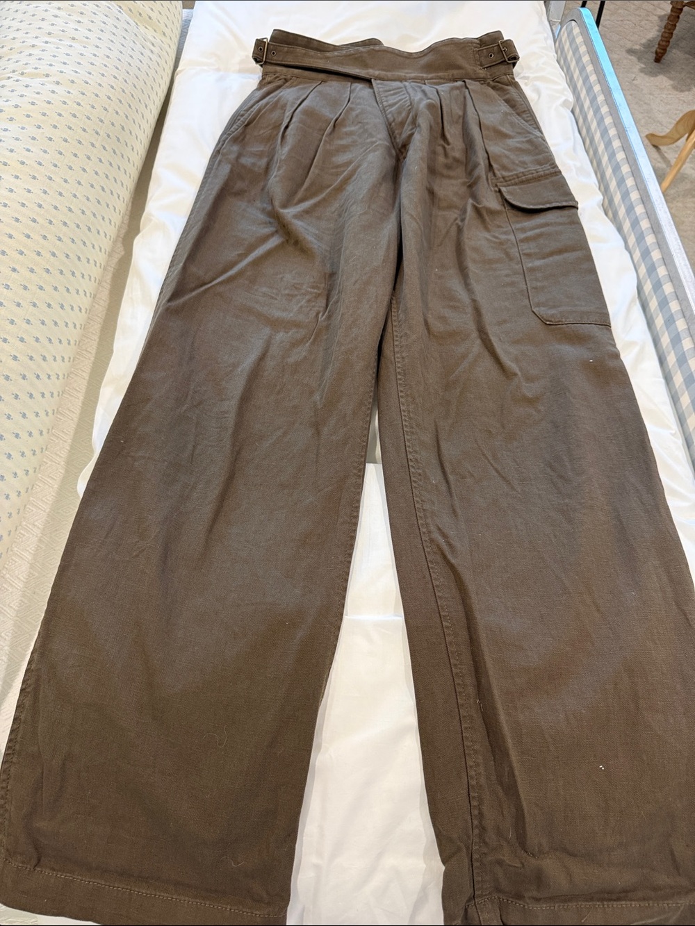 Banana Republic Heritage Explorer High Waisted Wide-Leg  Pants in Dark Olive